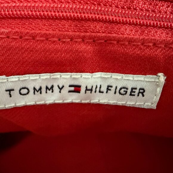 Tommy HIlfiger everyday basic bag - Tan with Red lining - well loved. - Picture 7 of 15